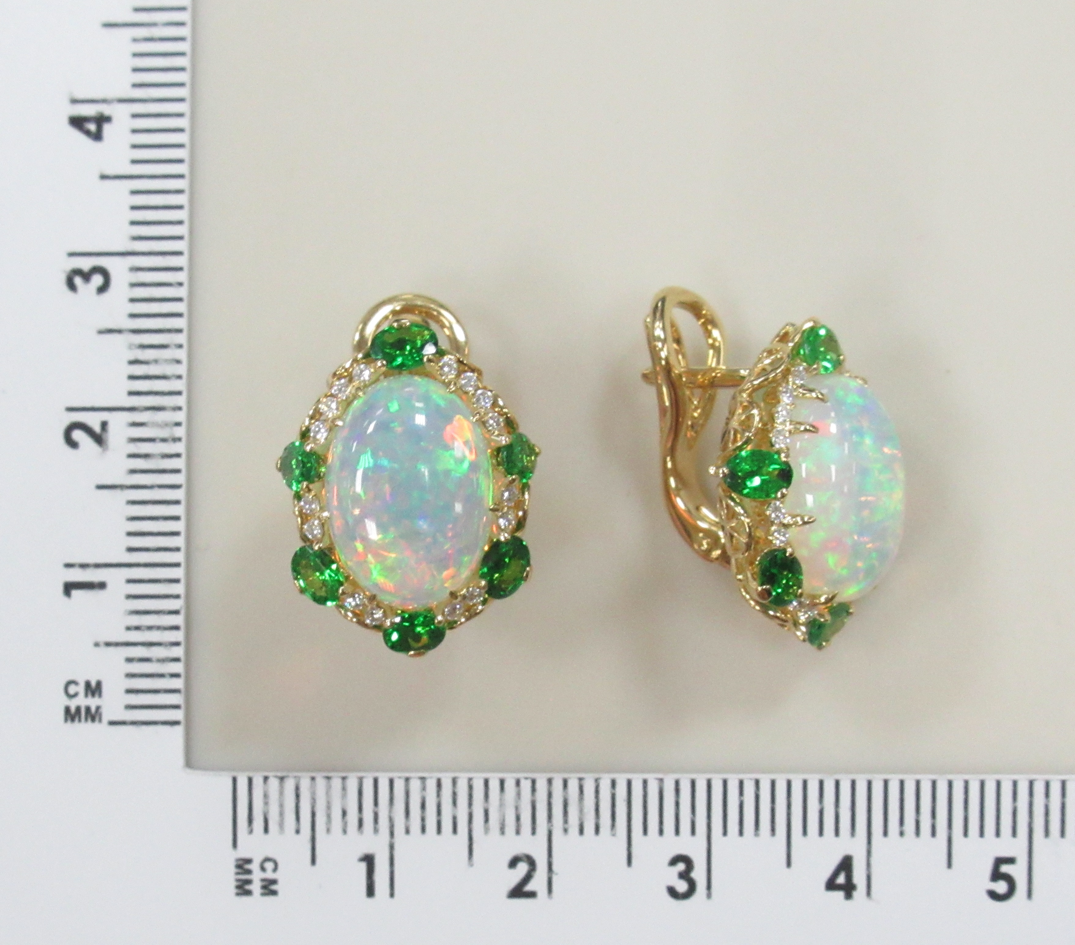 10519-000751 Серьги (Au 750)